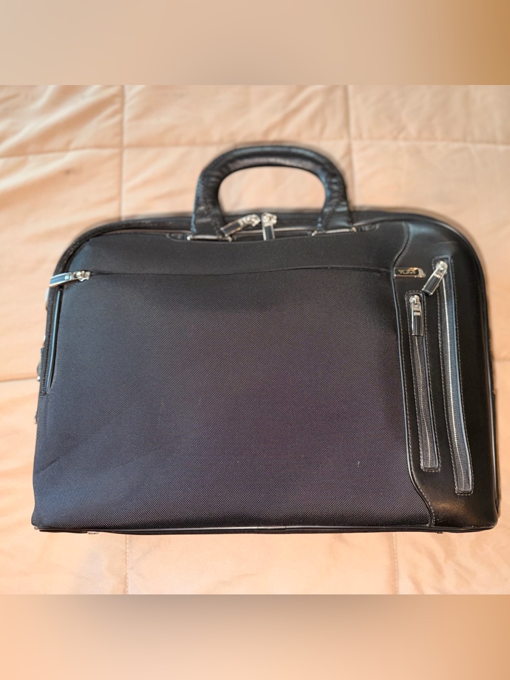 Tumi Arrive Black Men's Laptop Briefcase with Front Zipper Pockets